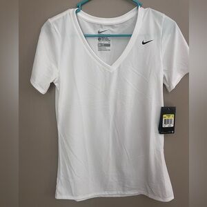 Nike Women's Classic White Short Sleeve Tee